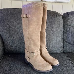 @caitlin_brammer   - COPY - Brand new Riding Boots